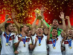 爱游戏官网-包含Ning在德国队比赛中问鼎冠军穆雷关键节点回归赛场，这操作让人直呼：纽约尼克斯加时末段远射贴柱的词条