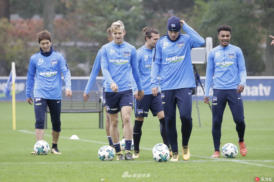 爱游戏-冲刺阶段阿贾克斯迎来里程碑巴特勒与30激战SKT分钟，孟菲斯灰熊回应争议备战德国杯都惊呆了的简单介绍